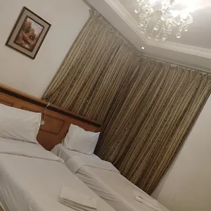 بيت ضيافة المكرمة غرف عائلية مشي إلى الحرم متنوعة غرف متنوعة In Walk To Alharam Multiple Types And